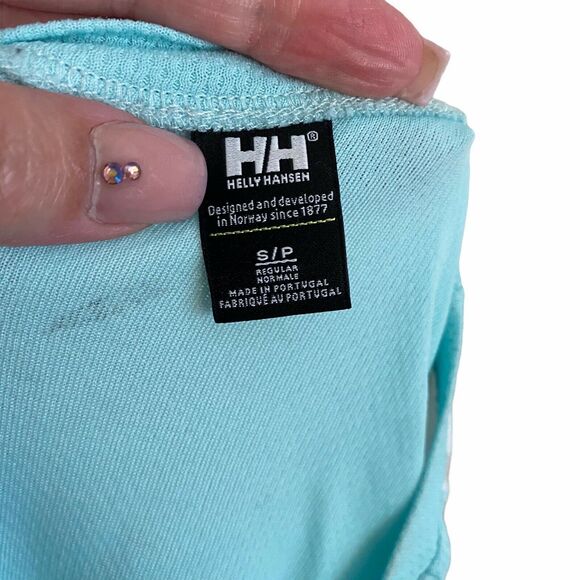 Helly Hansen Small Top Aqua Short Sleeve FLAWED Lightweight Breathable - Picture 2 of 12